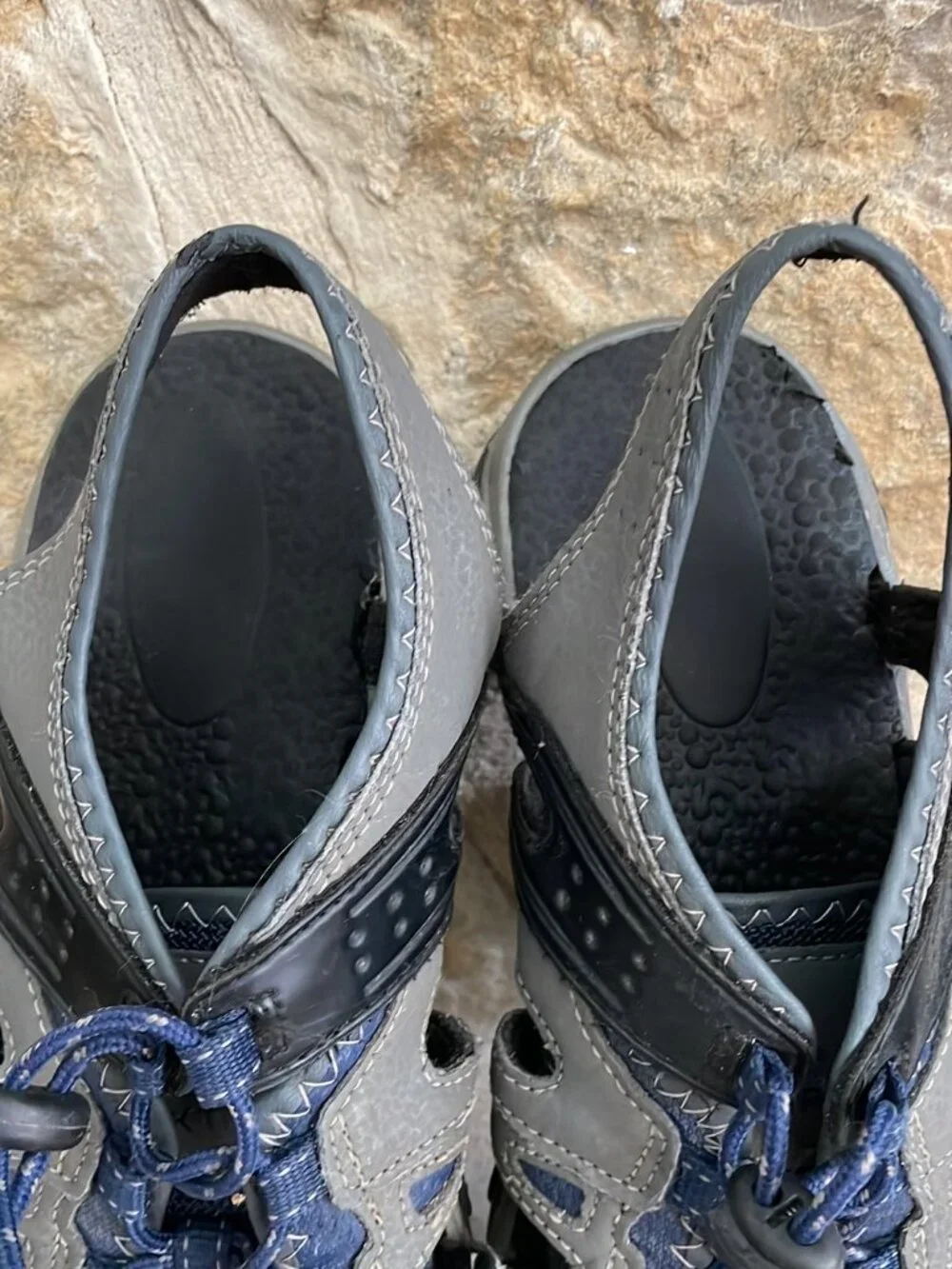 Ozark Trail Sandals Slip-on closed toe shoes Blue Gray Men's Size 7
